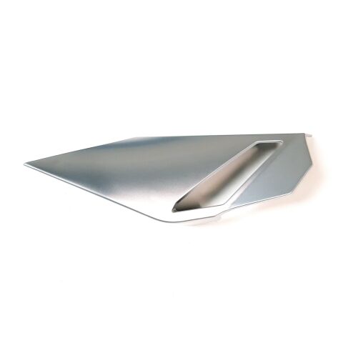 FRONT LOWER RIGHT DECORATIVE COVER (SILVER)