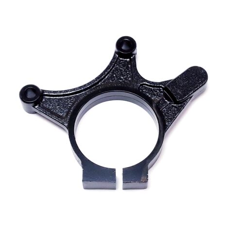 Rear disc brake fixing bracket