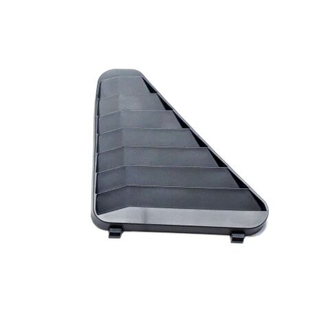 Rear cargo box right grille