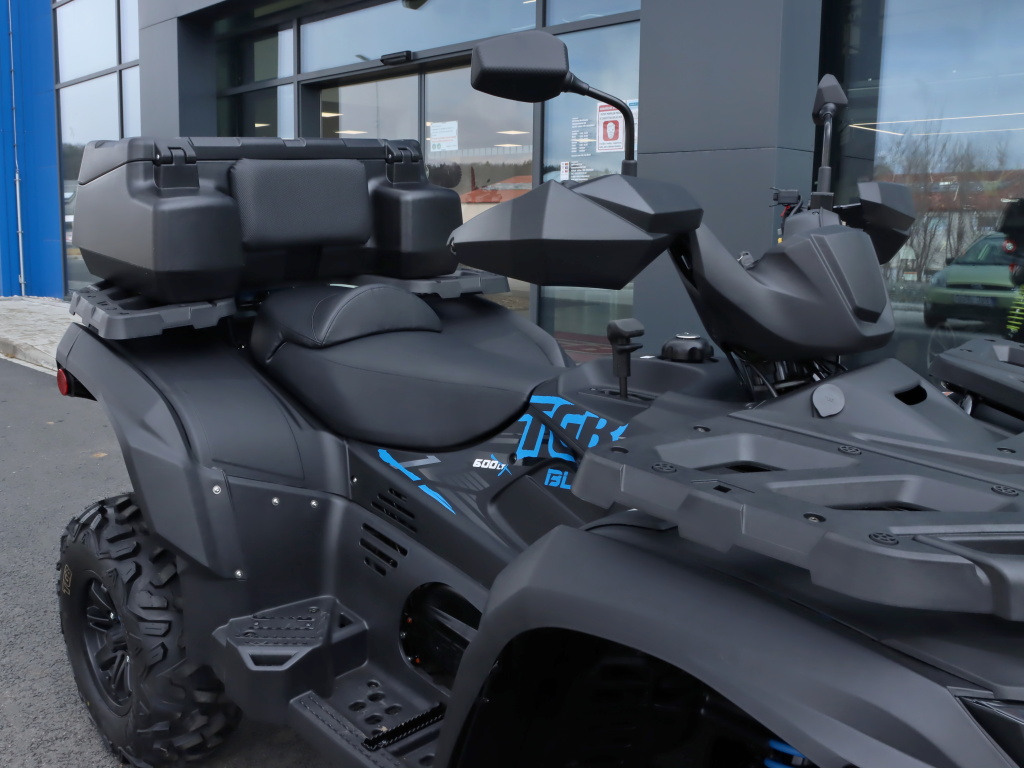 SHARK plastový box na štvorkolku, 8015, 85 x 54 x 36 cm