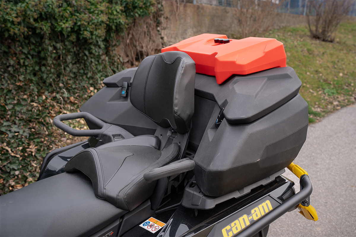 SHARK ATV Plastový Box AX130 pre štvorkolku CAN-AM Outlander 570 / 650 / 1000