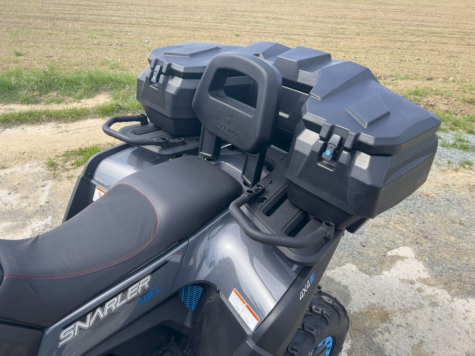 SHARK ATV plastový box AX112 na štvorkolku Polaris Sportsman Touring 1000