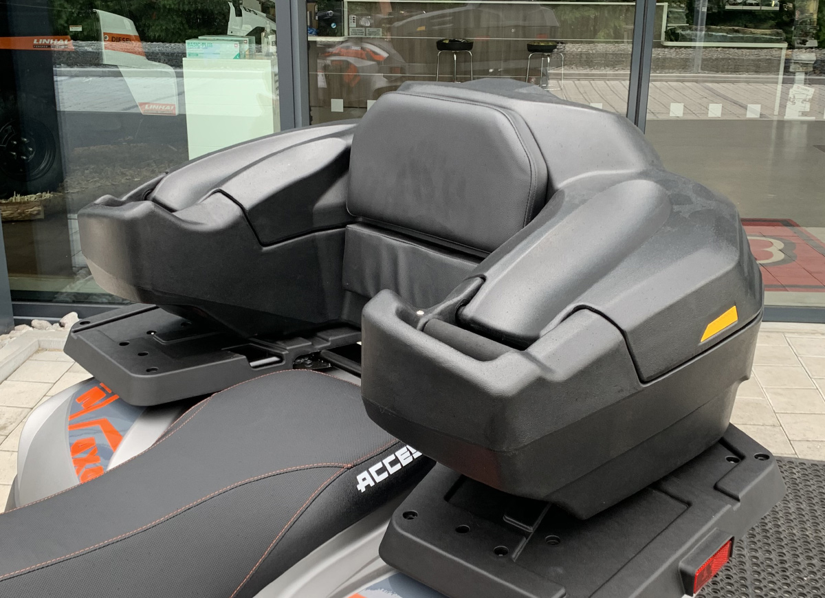 SHARK plastový box na štvorkolku, L7500, 106 x 61 x 43 cm