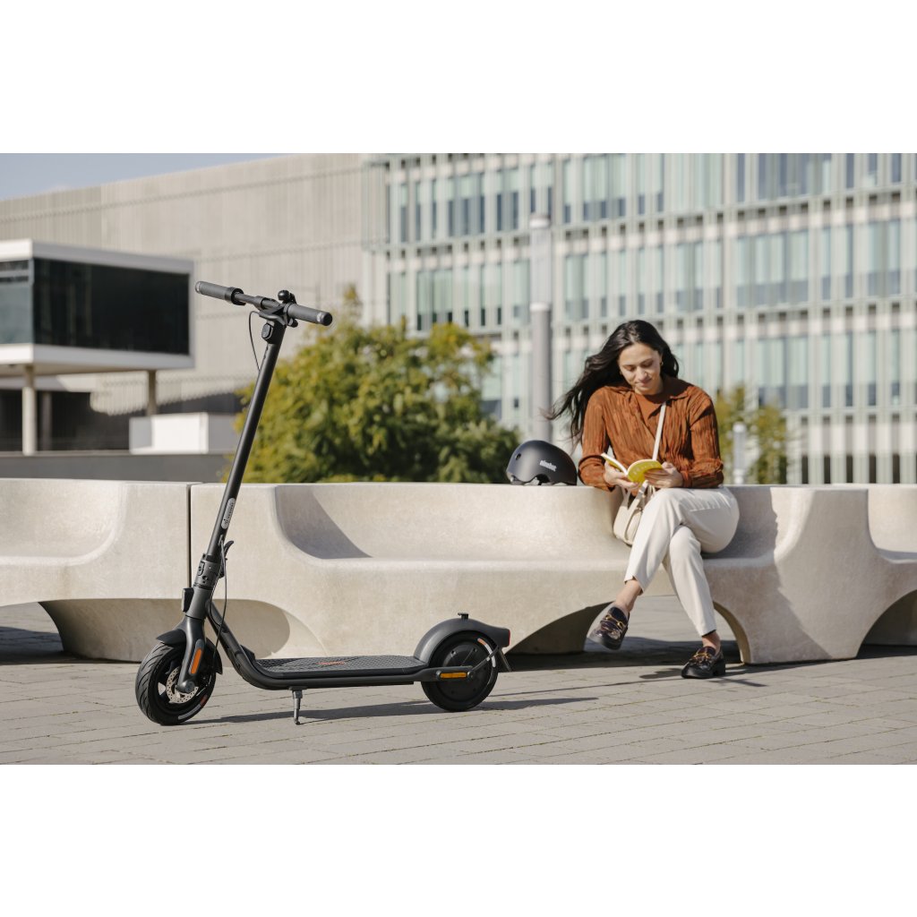 Segway Ninebot KickScooter F2 E